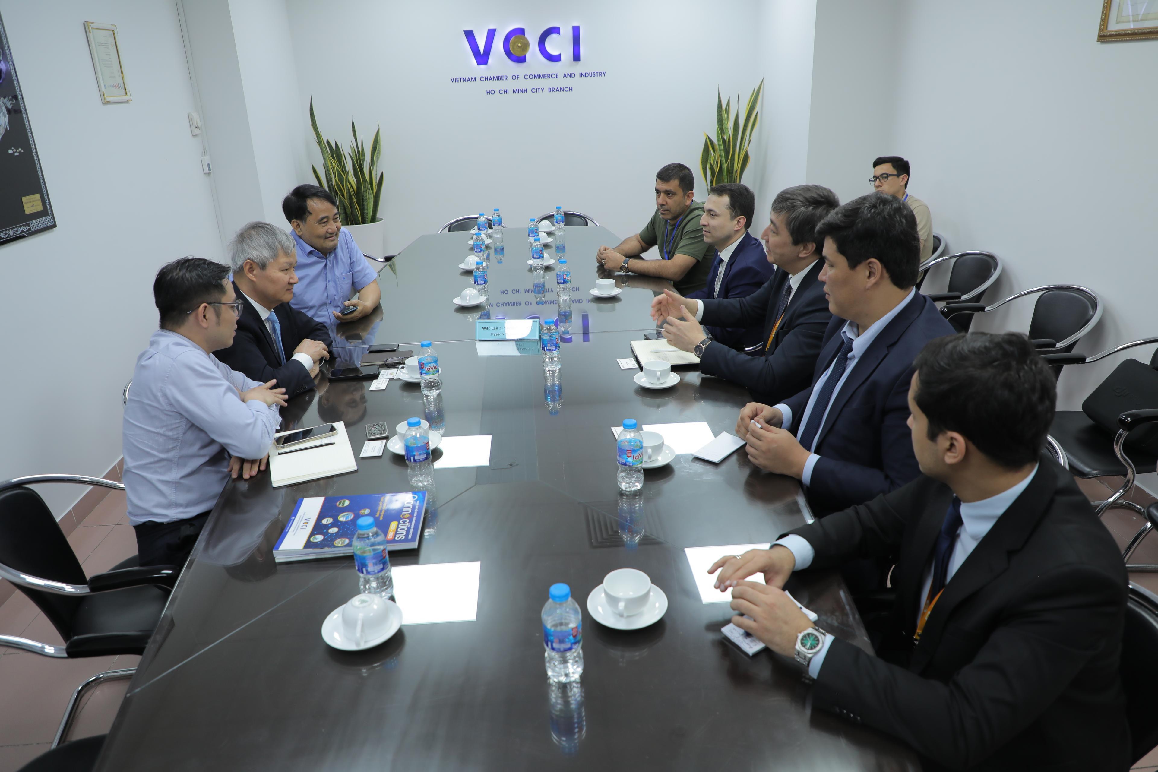 Meeting of the Uzbek delegation with the Vice President of VCCI and the President of the Ho Chi Minh City Chamber of Commerce and Industry